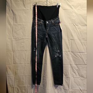 NWOT Gap Distressed Maternity Jeans.  Favorite Jeggings.  Size 27/4R.